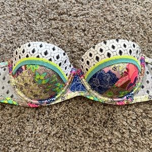 Victoria’s Secret Bikini Top